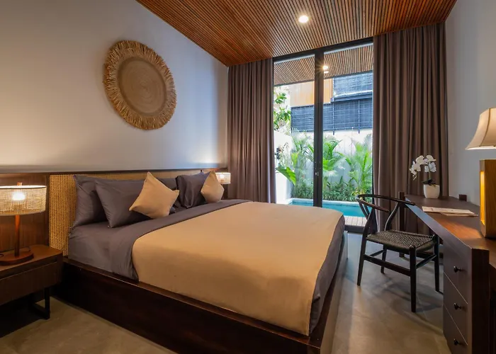 Casaluna Lodge